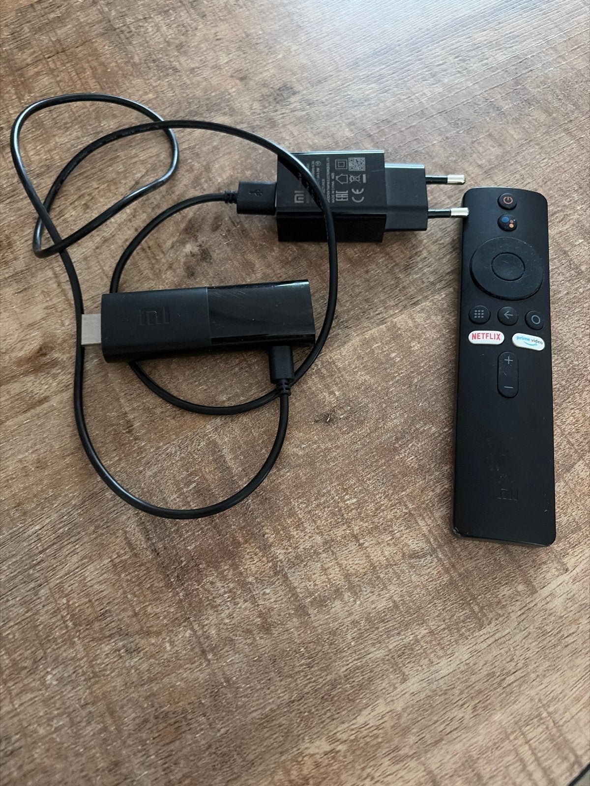 Xiaomi Mi TV Stick met afstandsbediening en adapter, Ophalen of Verzenden, Zo goed als nieuw, HDMI, Zonder harde schijf