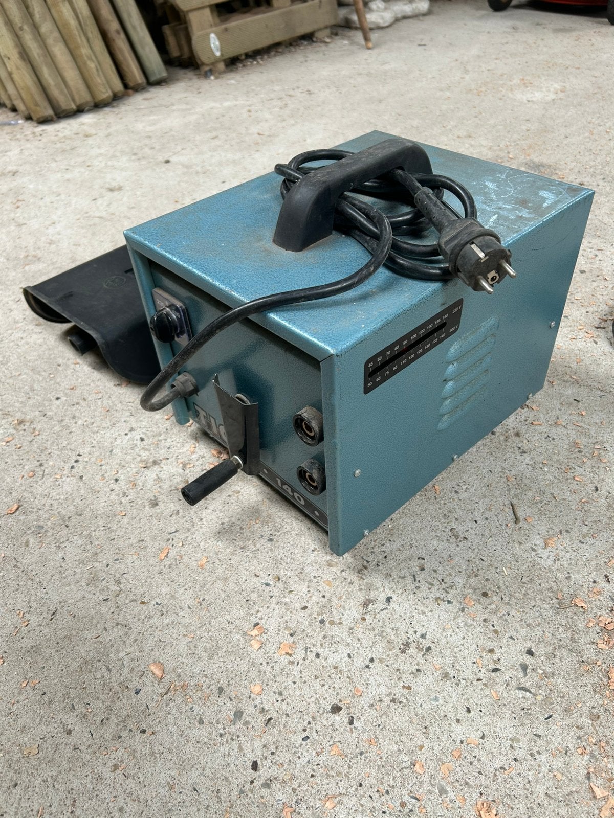 Lasapparaat Tico 140, Doe-het-zelf en Verbouw, Gereedschap | Lasapparaten, Ophalen, Zo goed als nieuw, Minder dan 150 ampère, Elektroden