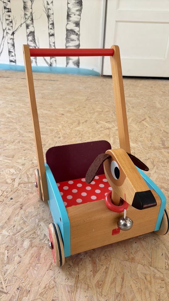 Janod loopkarretje hondje, Kinderen en Baby's, Speelgoed | Houten speelgoed, Ophalen, Gebruikt