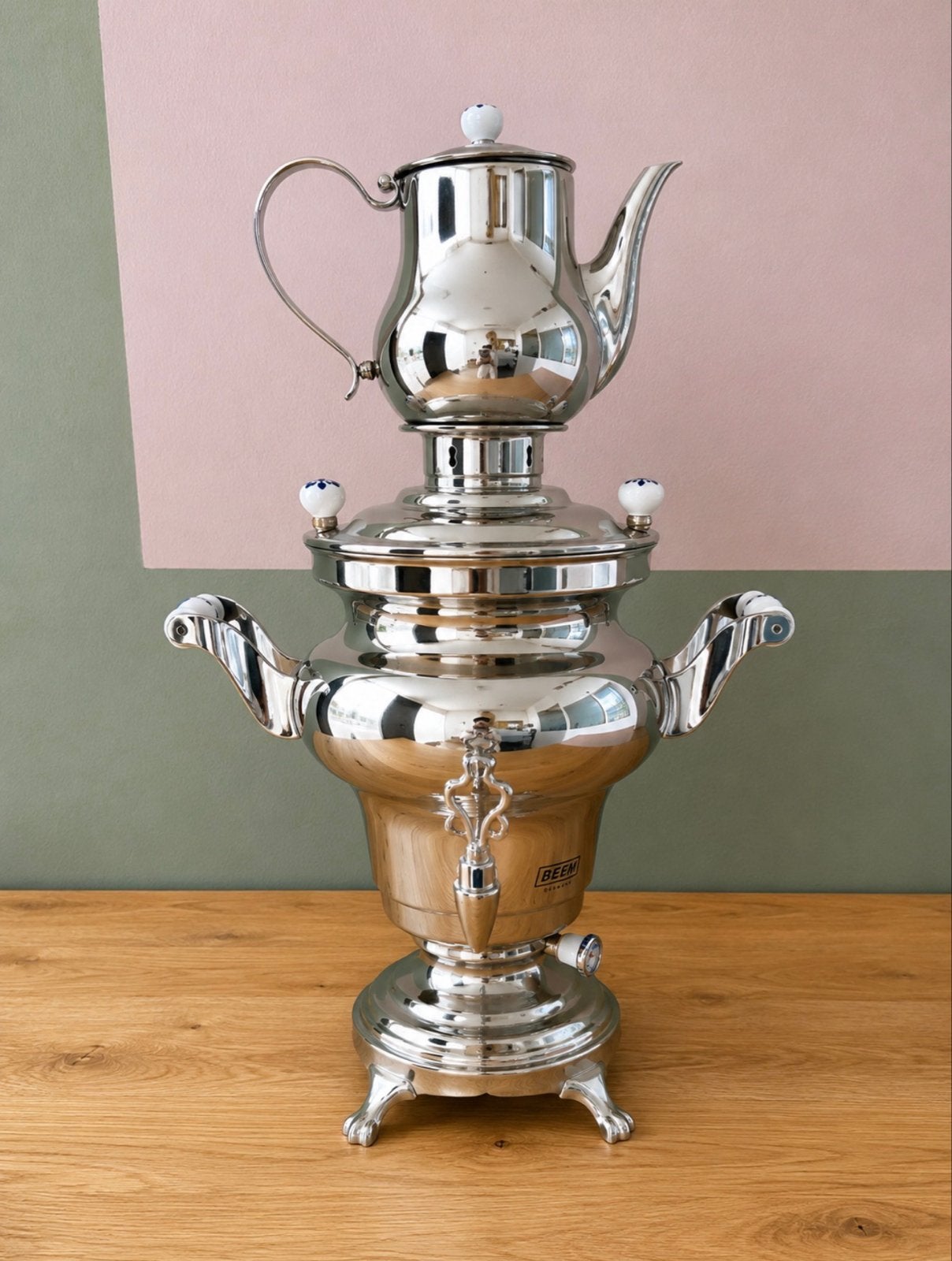 BEEM Samovar Rebecca III – Luxe Elektrische Samovar, 2 liter of meer, Ophalen, Zo goed als nieuw, Rvs