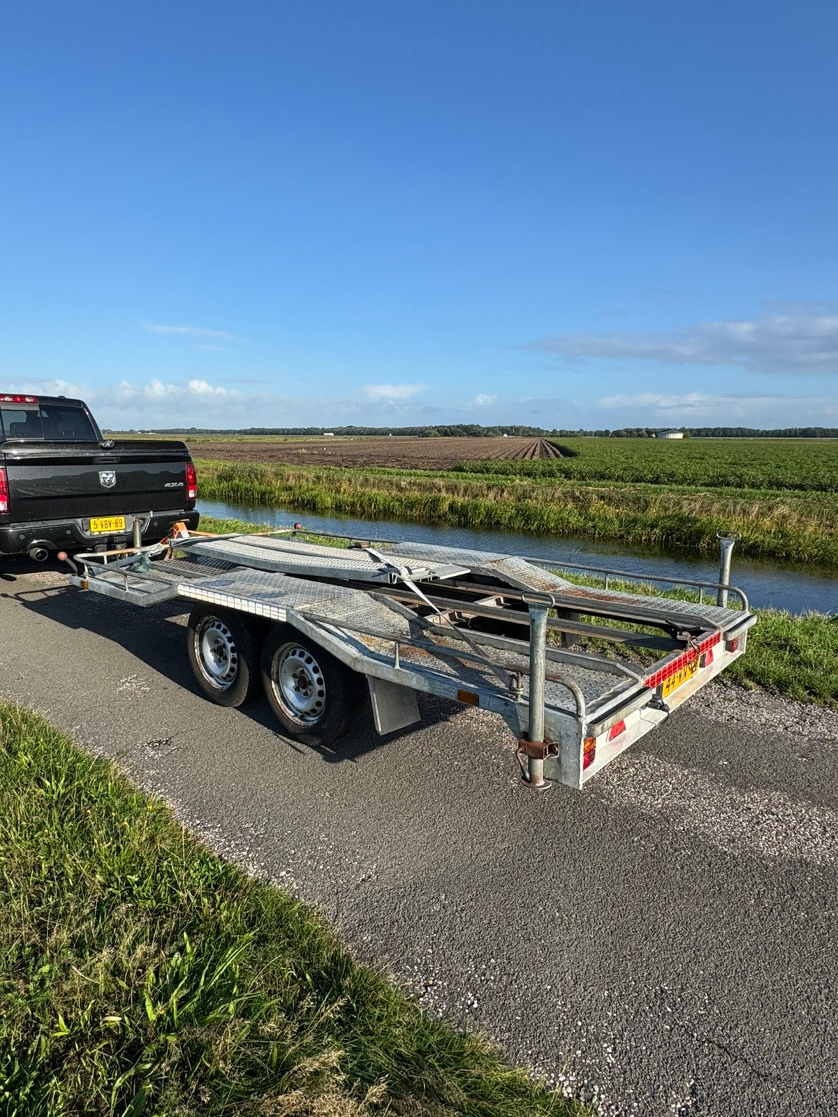 Autoambulance 2000kg, Ophalen, Zo goed als nieuw