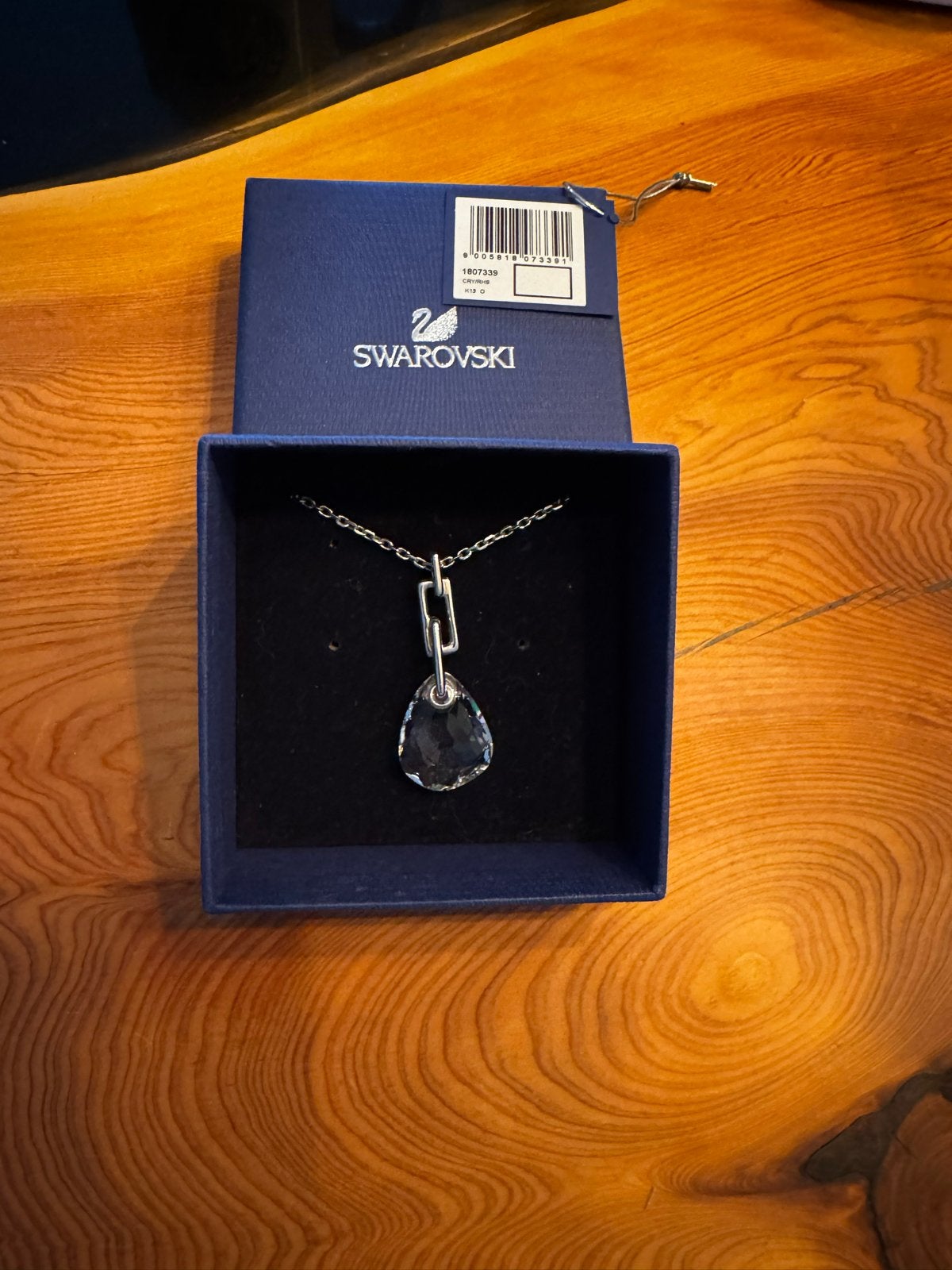Swarovski Crystal Paralelle Mini Pendant ketting, Met kristal, Overige materialen, Nieuw, Ophalen of Verzenden