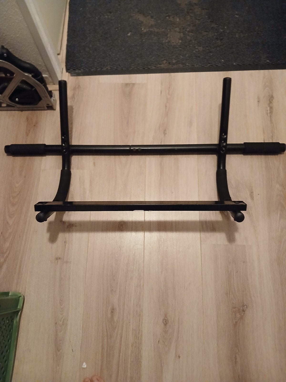 Pull-up bar / deurkozijn chin-up bar goede staat Max 110KG, Sport en Fitness, Fitnessmaterialen, Ophalen, Gebruikt, Rug, Oprekstang