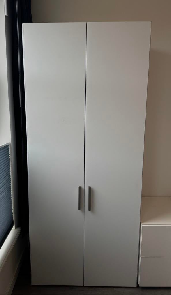 Kleidingkast melkglas deuren lades en hang merk Goossens, Glas, 200 cm of meer, 50 tot 100 cm, Zo goed als nieuw