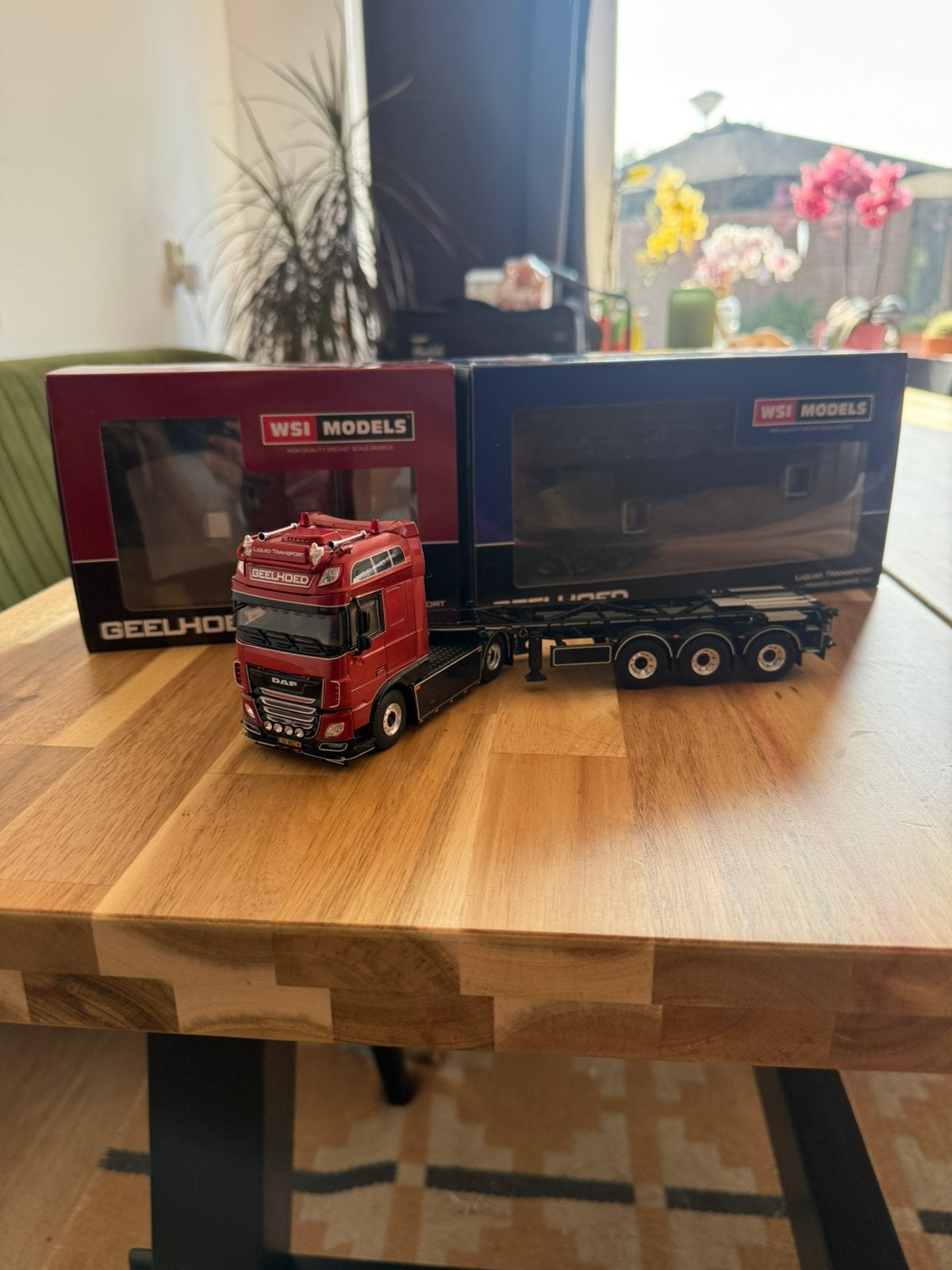 Wsi geelhoed rode daf + trailer, Ophalen of Verzenden, Zo goed als nieuw, Bus of Vrachtwagen, Wsi