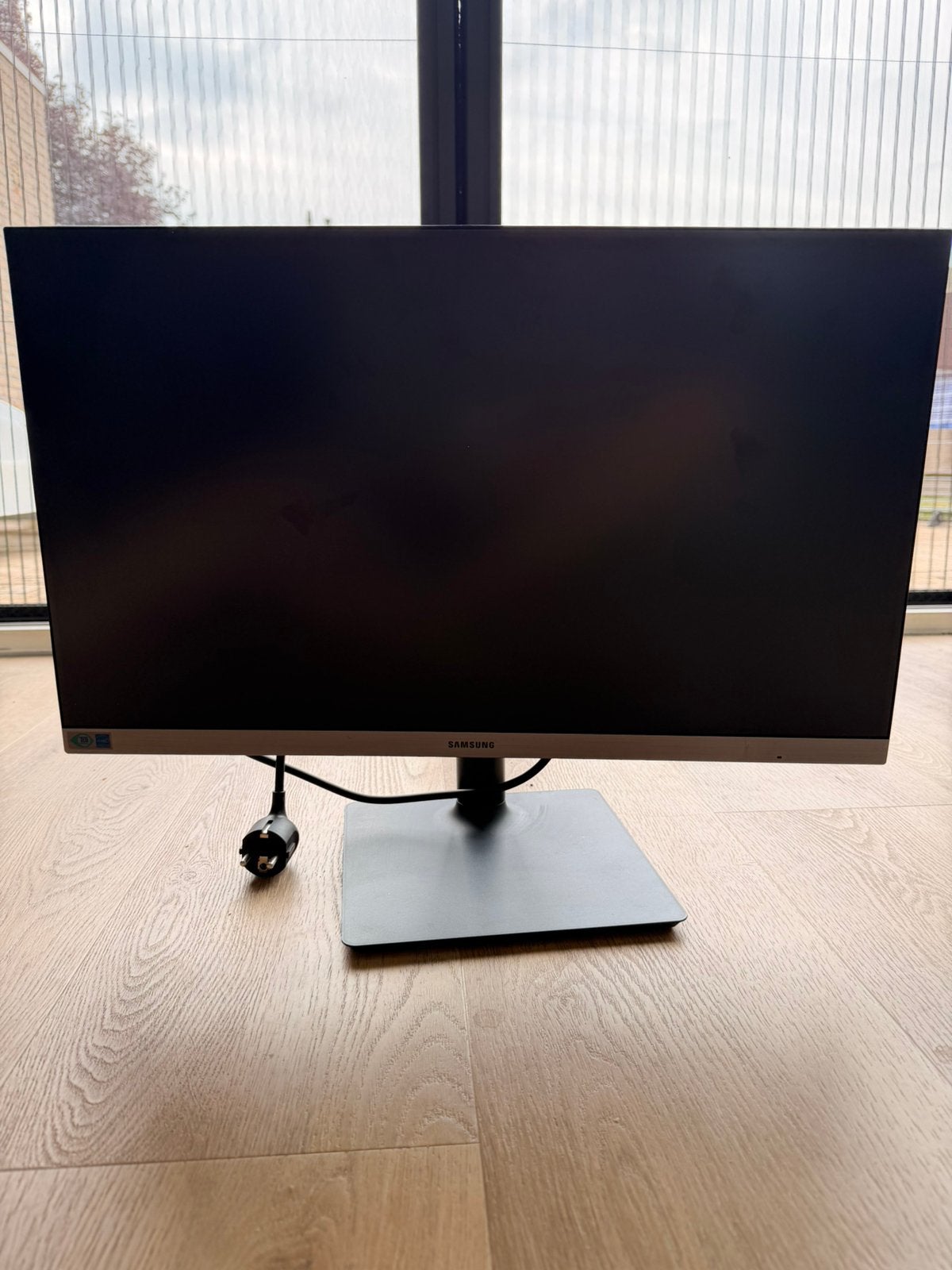 Beeldscherm, Computers en Software, Ophalen, In hoogte verstelbaar, Zo goed als nieuw, Overige typen