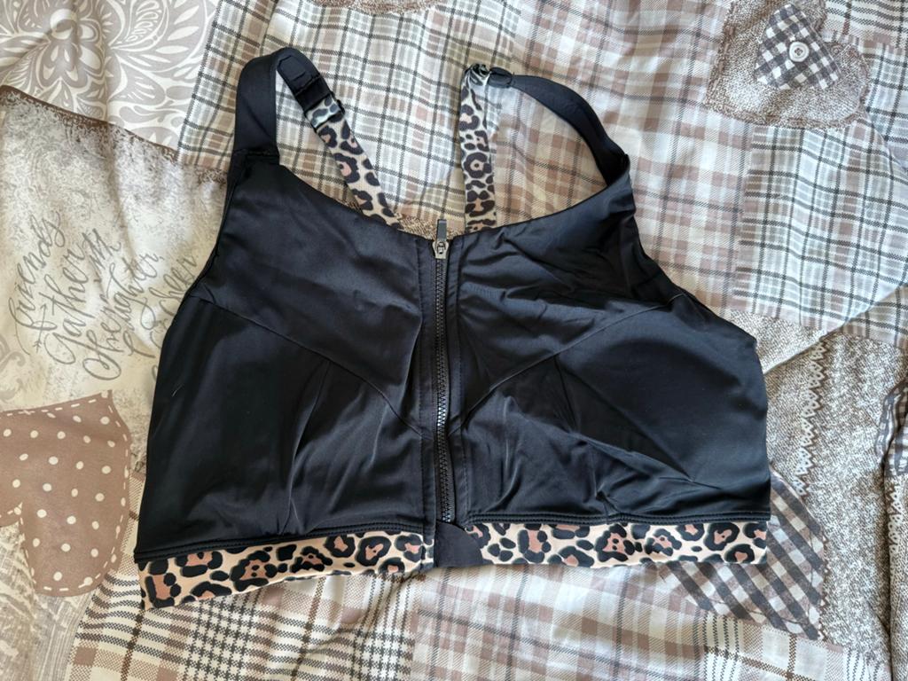 Hunkemöller sport bh - zo goed als nieuw, Ophalen of Verzenden, Zwart, BH