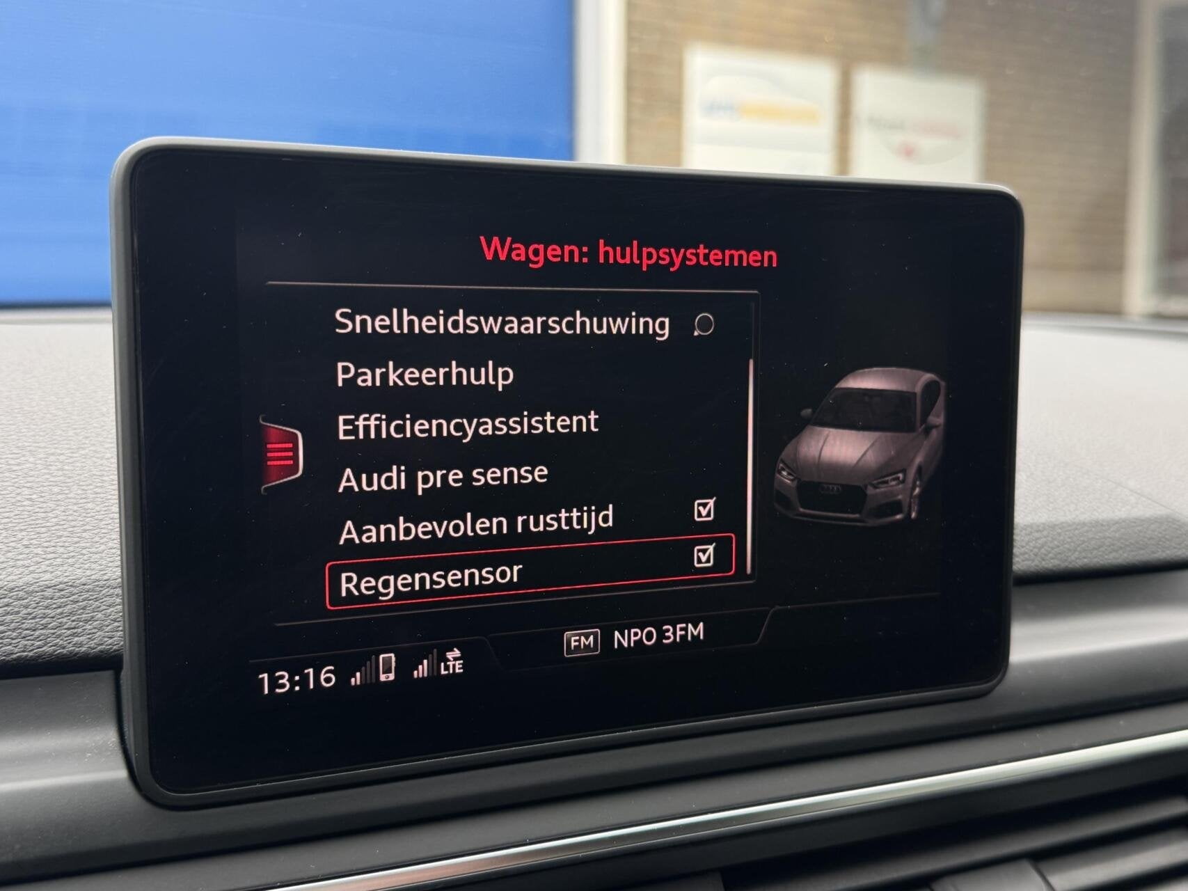 Foto 15 van Audi A5 Sportback 2.0 TFSI MHEV Sport S-line Edition