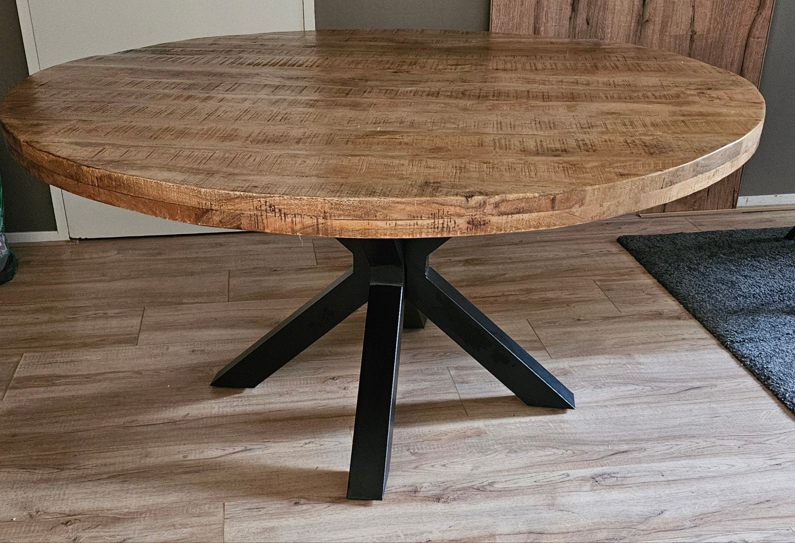 Mangohouten Eetkamertafel Rond - Industrieel Design, Rond, Industrieel, Modern, Zo goed als nieuw, Vijf personen of meer