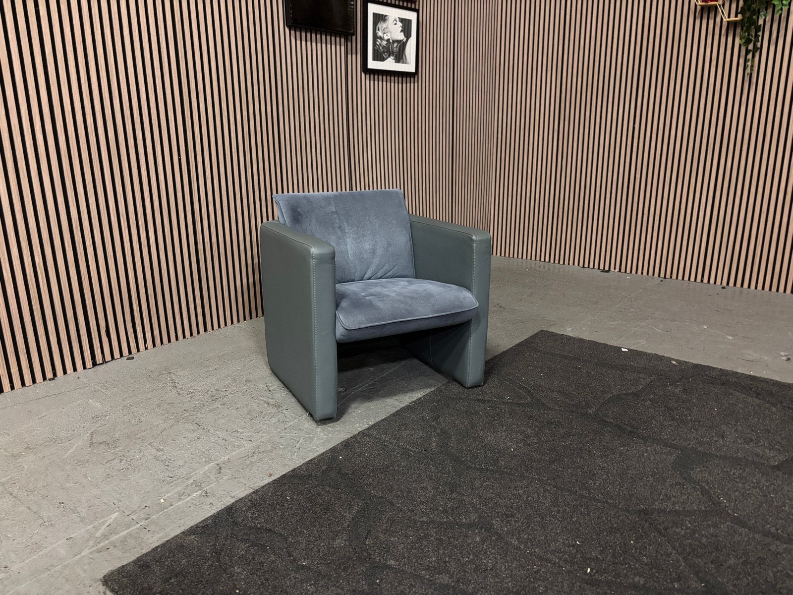 GRATIS LEVERING Leolux Saga Fauteuil Leer & Alcantara Blauw, Huis en Inrichting, Ophalen of Verzenden, Zo goed als nieuw, 50 tot 75 cm