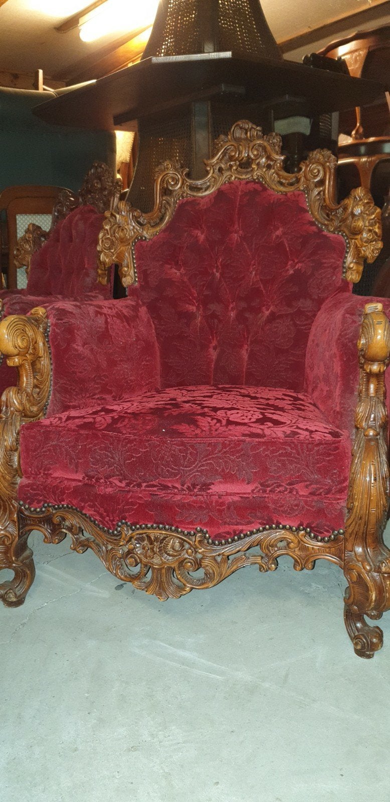 Prachtige Barok Fauteuil - Rood Fluweel en Houtsnijwerk, Ophalen