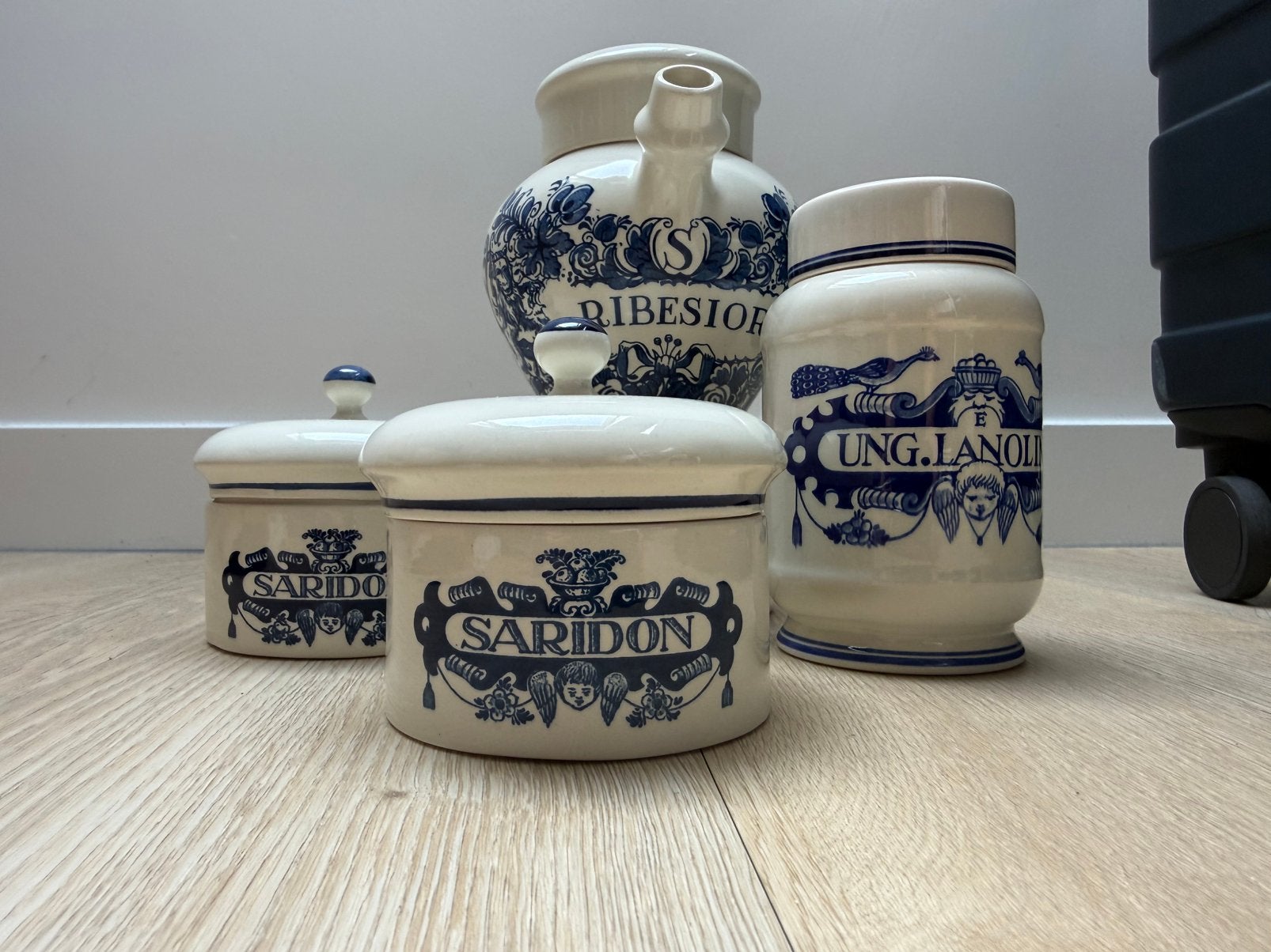 4 vintage Delfts blauwe apothekerspotten – Goedewaagen e.a., Ophalen