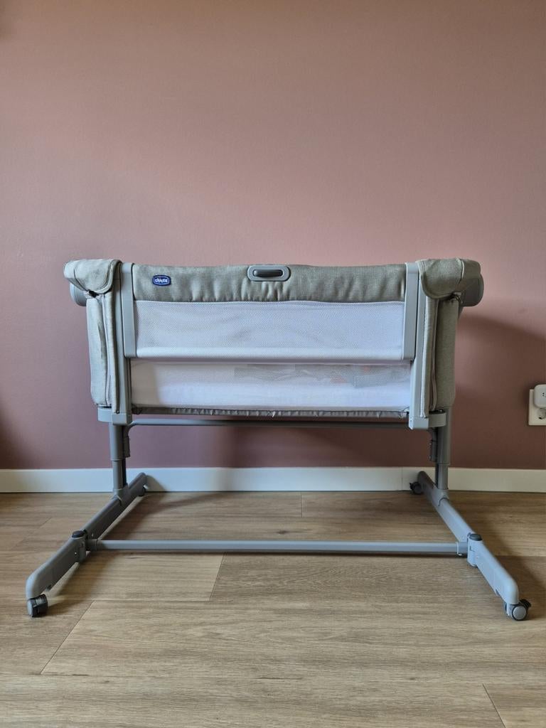 Chicco Next2Me Magic Evo cosleeper - Zijbedje, Kinderen en Baby's, Babywiegjes en Ledikanten, Ophalen, Zo goed als nieuw, Wieg