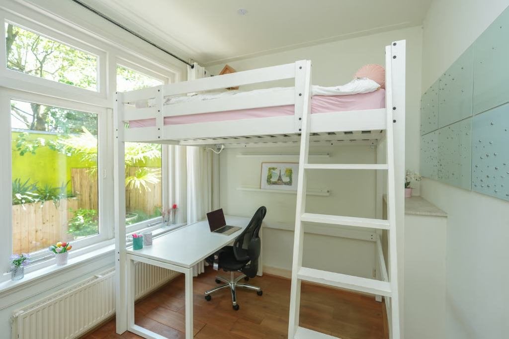 Hoogslaper tweepersoons wit gebeitst 140x200 cm incl. matras, Ophalen, Gebruikt, Hoogslaper, Tweepersoons