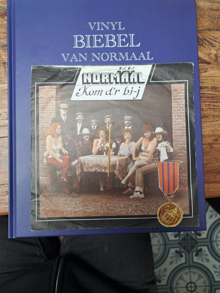 Normaal - Kom d'r bij, Ophalen of Verzenden, Zo goed als nieuw, Nederlandstalig