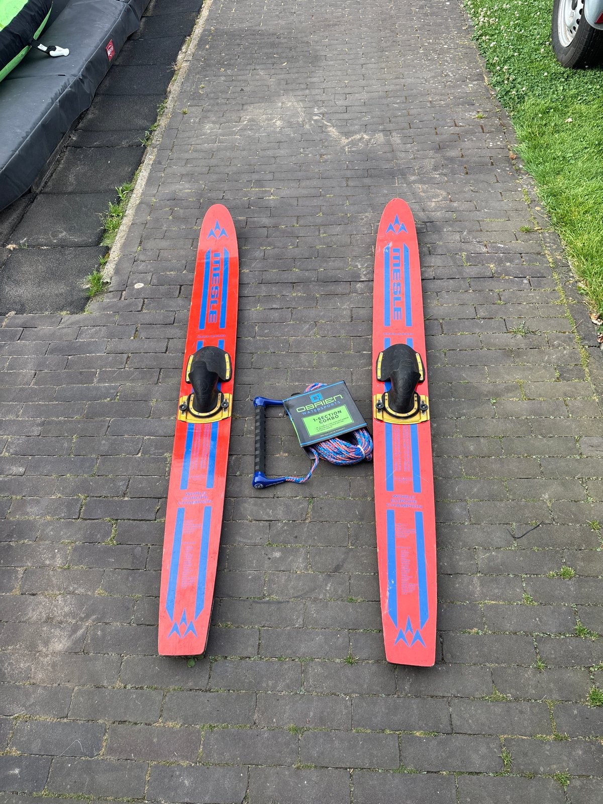 Mesle Waterski's met O'Brien skitouw, Watersport en Boten, Waterski's, Ophalen, Met skitouw, Gebruikt, Waterski's