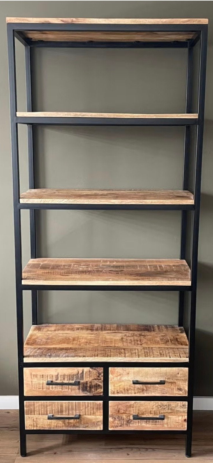 boekenkast kyan mango hout als nieuw, Huis en Inrichting, Ophalen, 50 tot 100 cm, Zo goed als nieuw, Met lade(s)