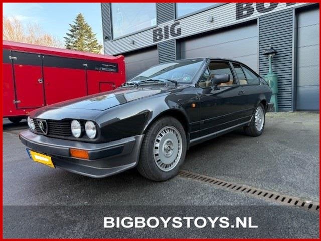 Alfa Romeo GTV 2.0, Metallic lak, Achterwielaandrijving, Beige, 1962 cc