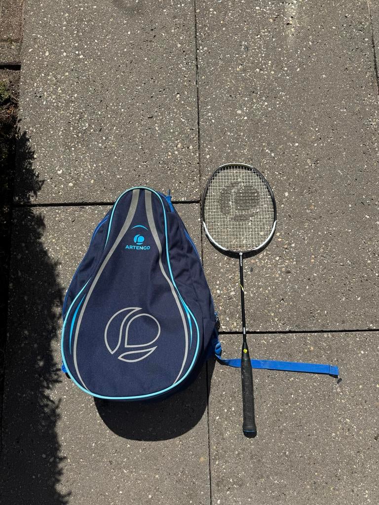 Badminton racket met tas - Artengo, Sport en Fitness, Badminton, Ophalen, Gebruikt, Racket(s)