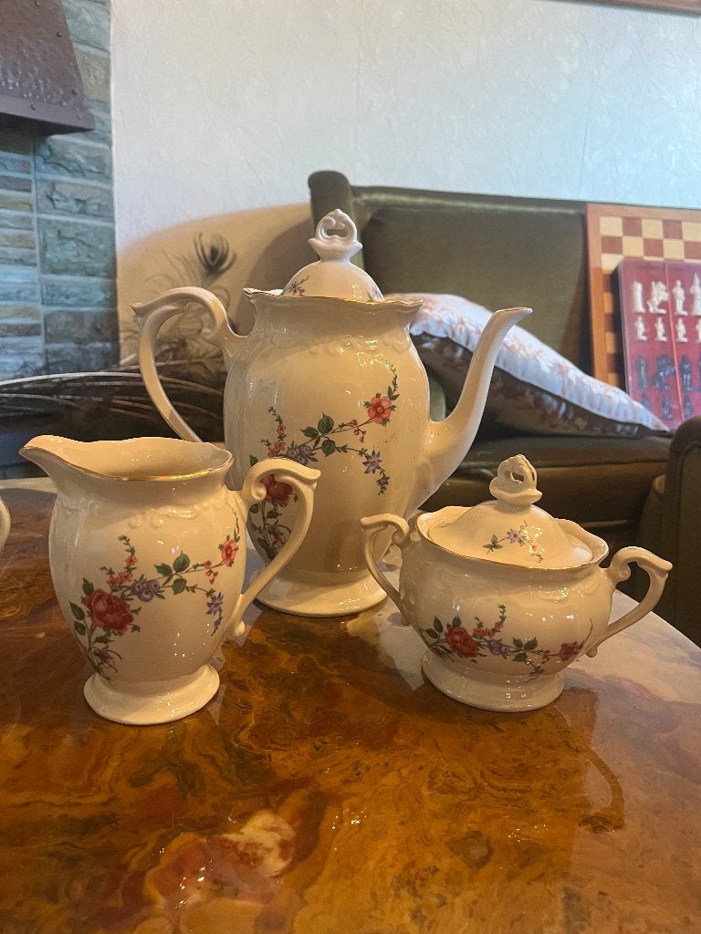 Porseleinen servies, Ophalen