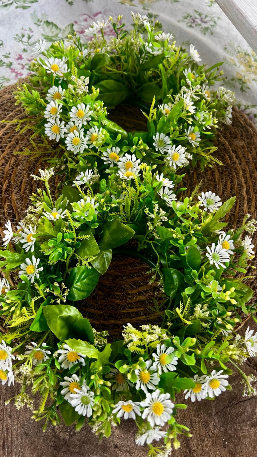Set van 2 kunstbloemen kransen met madeliefjes, Meerkleurig, Nieuw, Kunststof, Ophalen of Verzenden