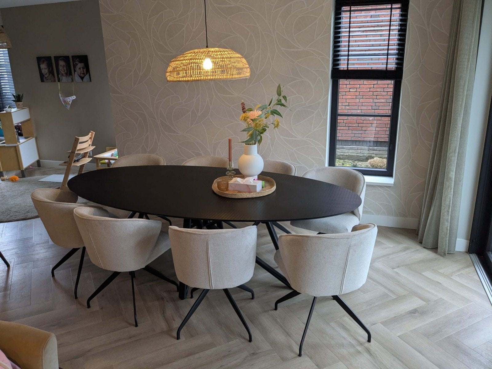 Mooie zwarte eettafel ovaal 245x120, Ophalen, Gebruikt, 100 tot 150 cm, Overige materialen