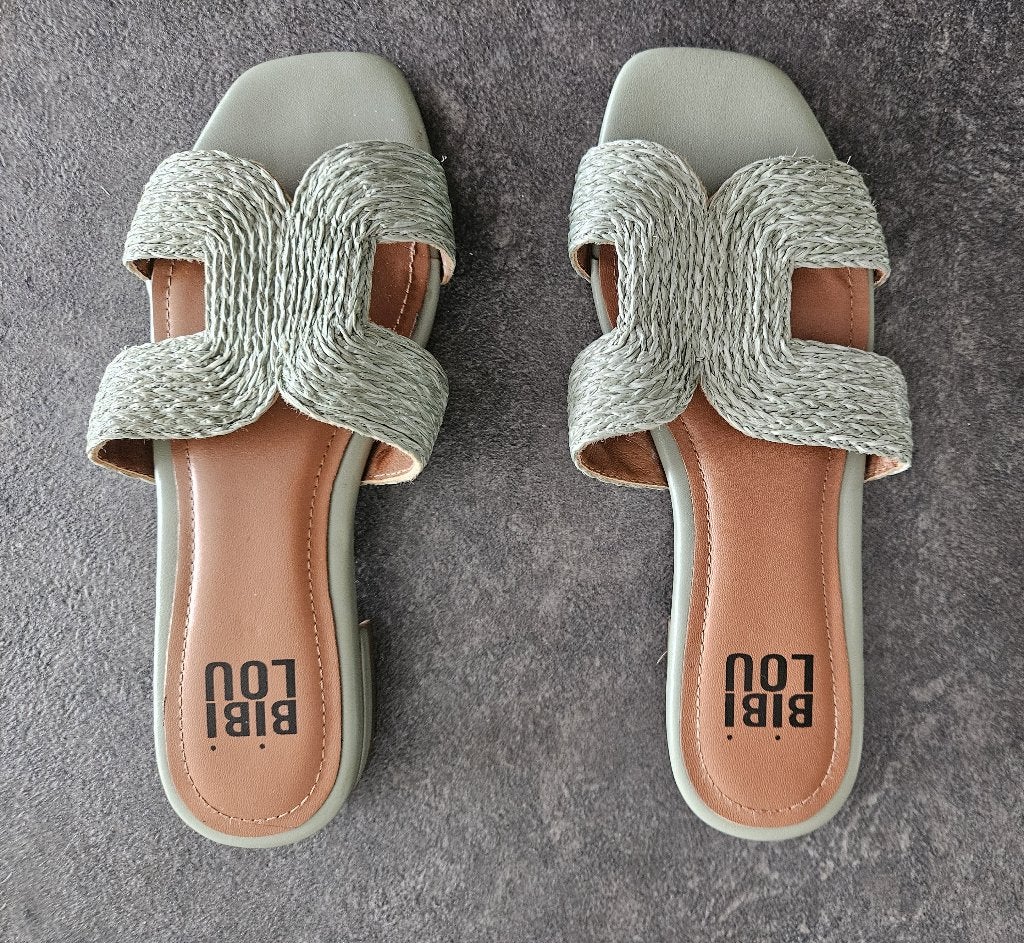 Bibi Lou slippers mt 36, Kleding | Dames, Schoenen, Ophalen of Verzenden, Nieuw