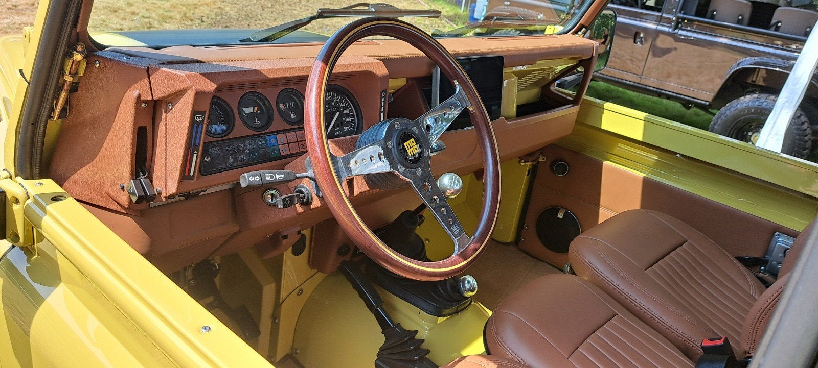 Gevraagd Dashboard delen Lhd Land Rover Defender., Ophalen of Verzenden, Land Rover