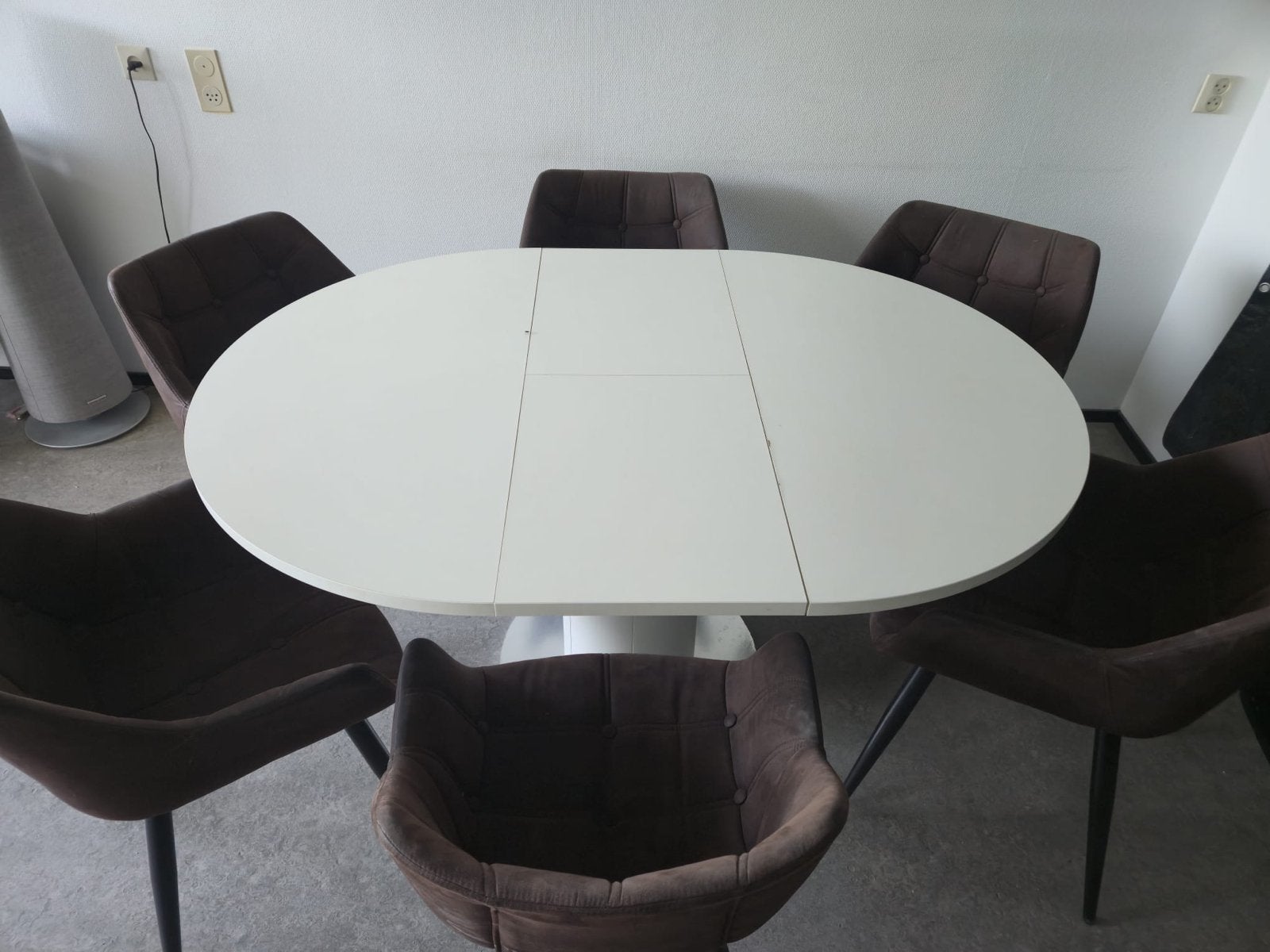 MOET ZSM WEG !! Uitklapbare ettafel met 6 stoelen, Ophalen, Kunststof, Gebruikt, 100 tot 150 cm