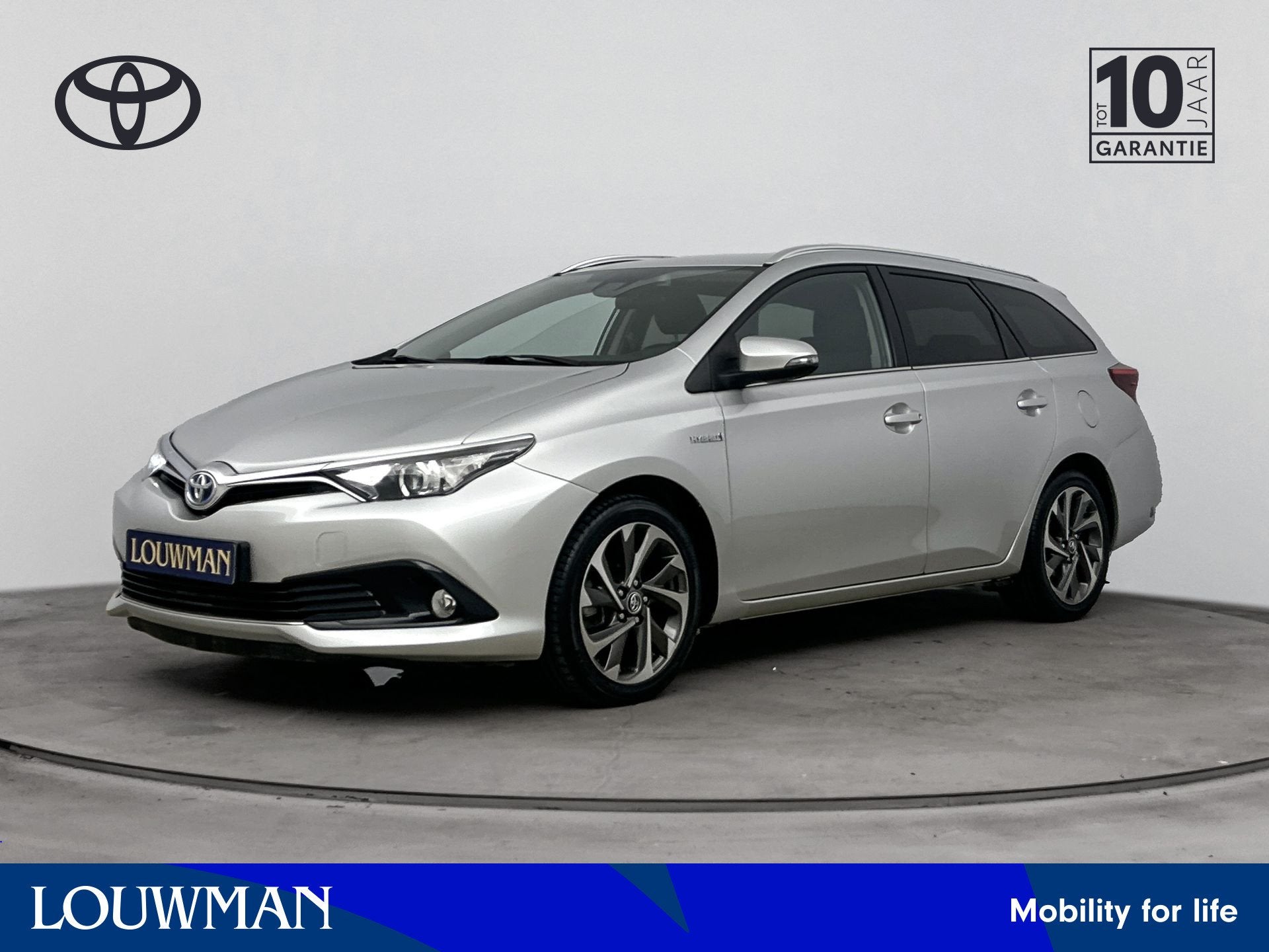 Toyota Auris Touring Sports 1.8 Hybrid Dynamic | 17' Velgen