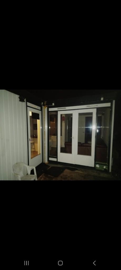 Woonunit met 2 slaapkamers, Ophalen