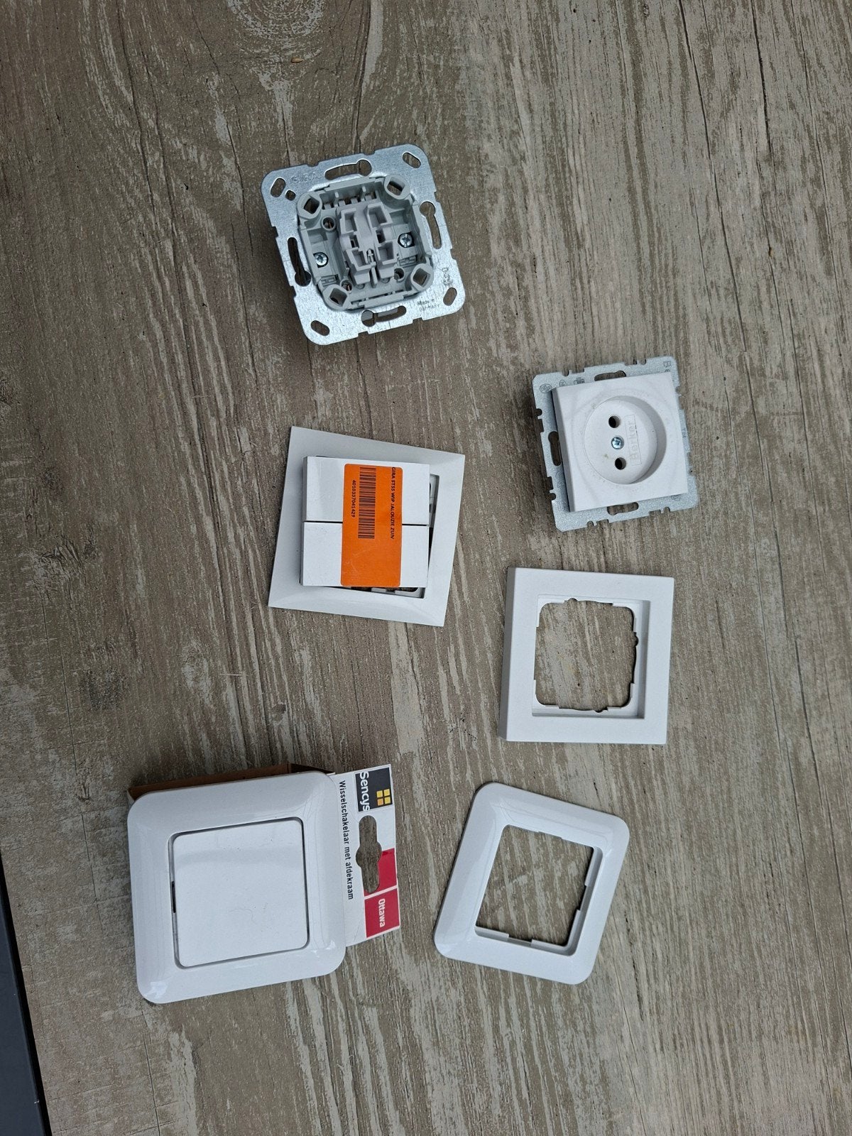 Electra, Ophalen of Verzenden, Nieuw, Stopcontact