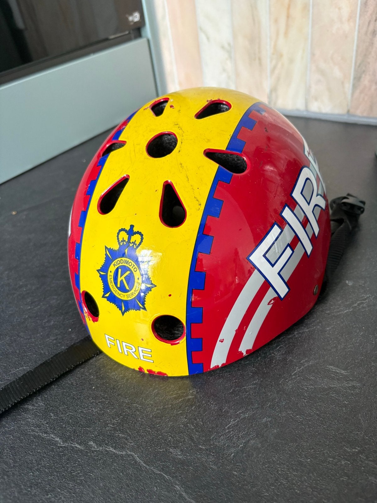 Kiddimoto brandweerfietshelm voor kinderen, Ophalen of Verzenden, Gebruikt, Overige maten, Jongen of Meisje