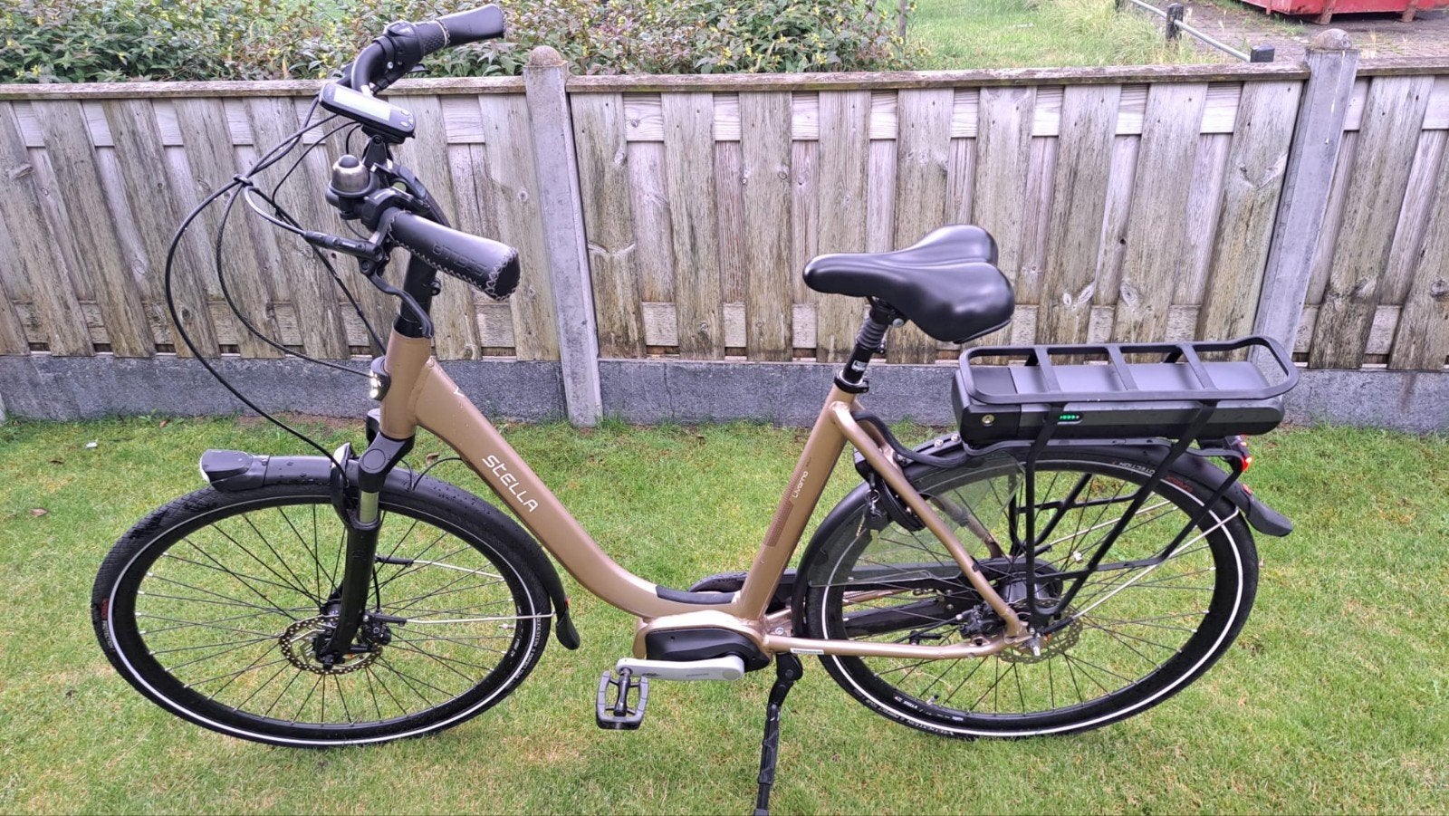 Stella Livorno elektrische fiets, Zo goed als nieuw, 51 tot 55 cm, 50 km per accu of meer, Ophalen