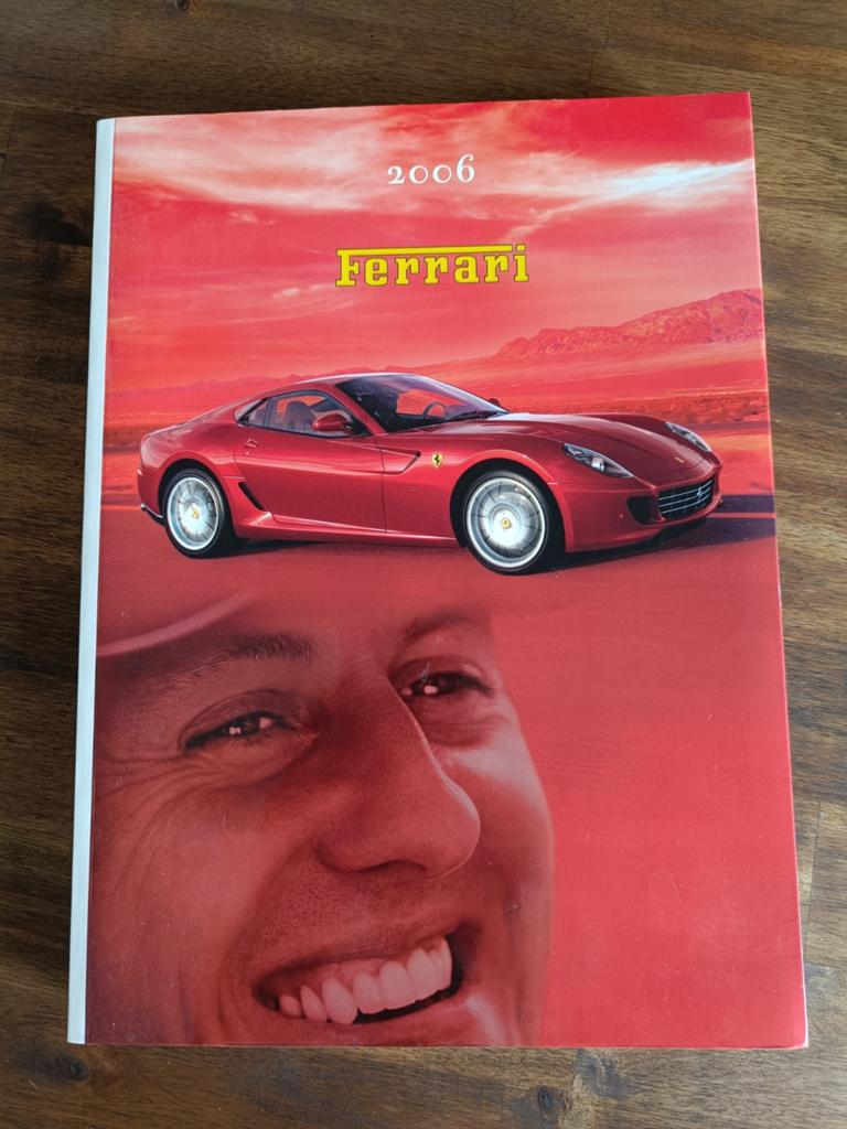 Ferrari jaarboek 2006, Ophalen of Verzenden, Zo goed als nieuw, Ferrari