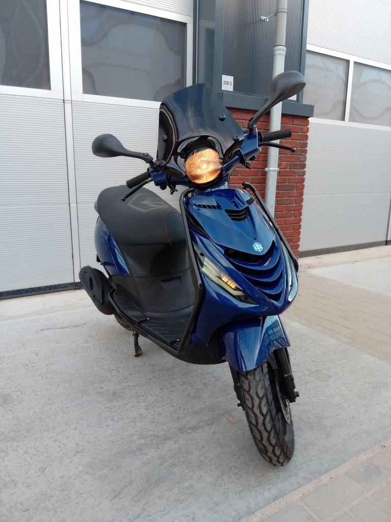 Piaggio Zip 4T 50cc Donkerblauw | Full Options | Garantie ✅, Fietsen en Brommers, Brommers | Overige merken, Maximaal 45 km/u
