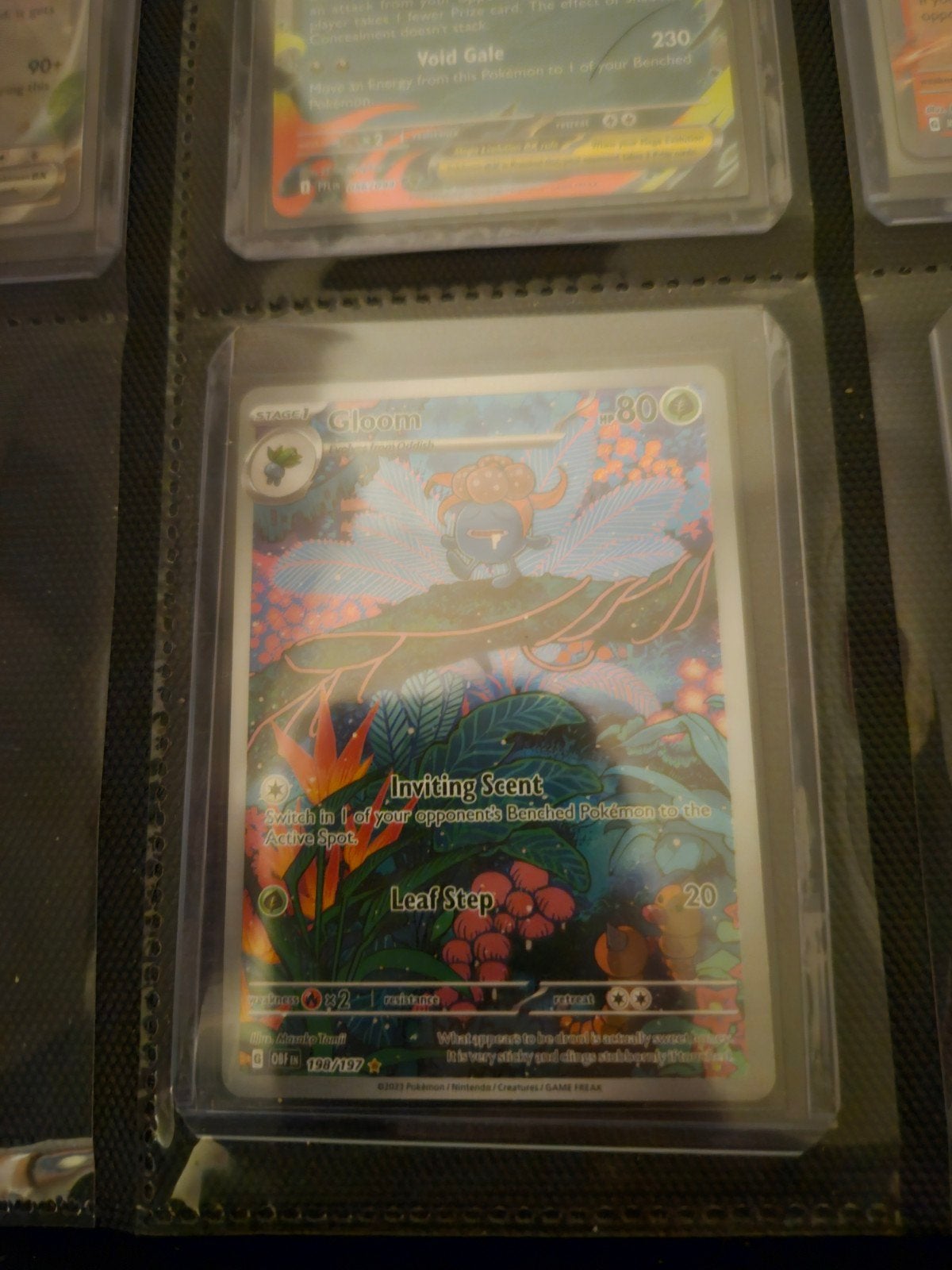 Pokemon Gloom 198/197 Obsidian Flames, Ophalen of Verzenden, Zo goed als nieuw, Losse kaart, Foil