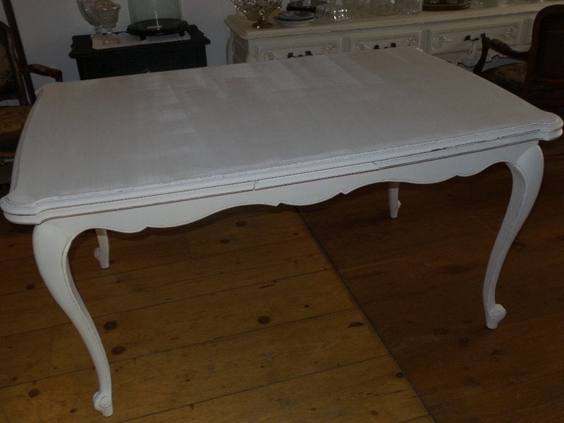 Queen ann eettafel gerestyled met witte krijtverf