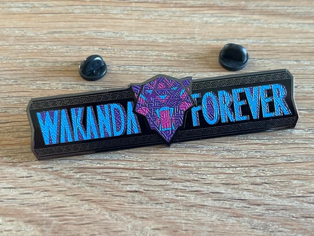 Disneyland Marvel Black Panther Wakanda Forever Pin Speldje, Figuurtje, Disney Marvel, Ophalen of Verzenden, Zo goed als nieuw