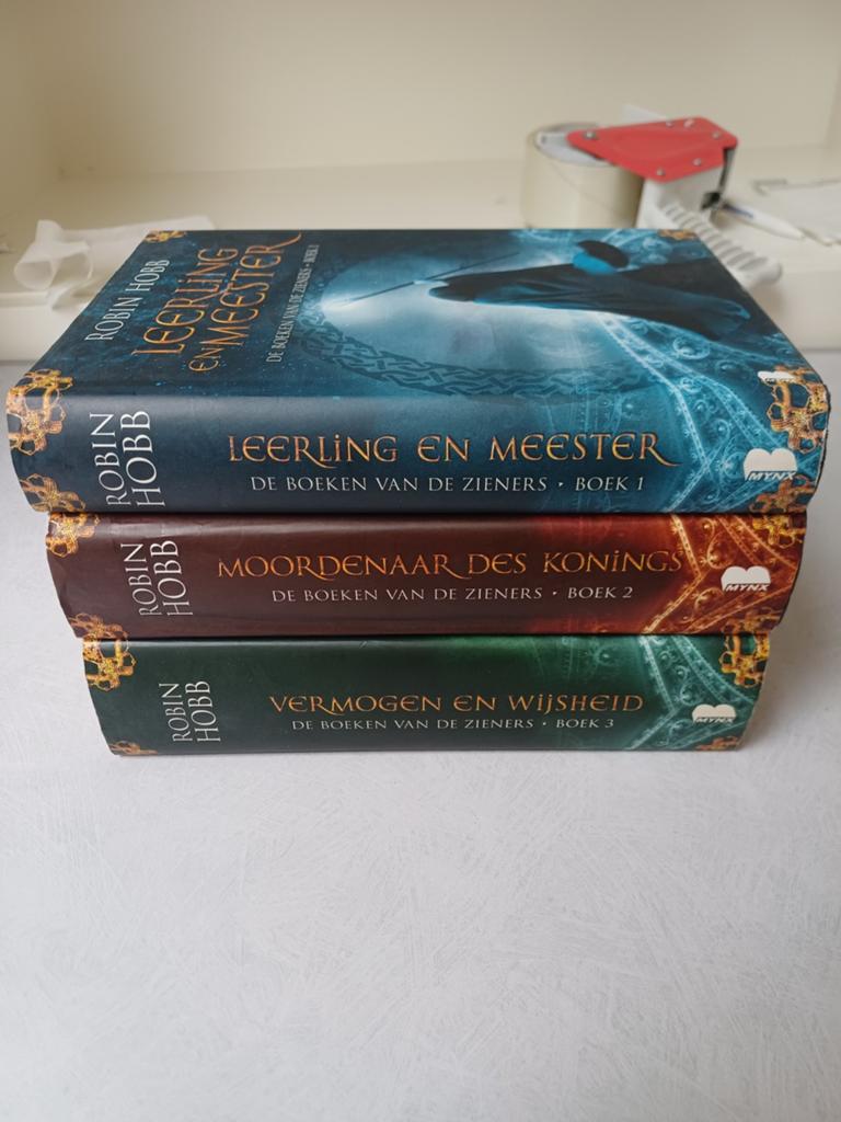 De boeken van de zieners, Ophalen of Verzenden, Gelezen, Robin Hobb
