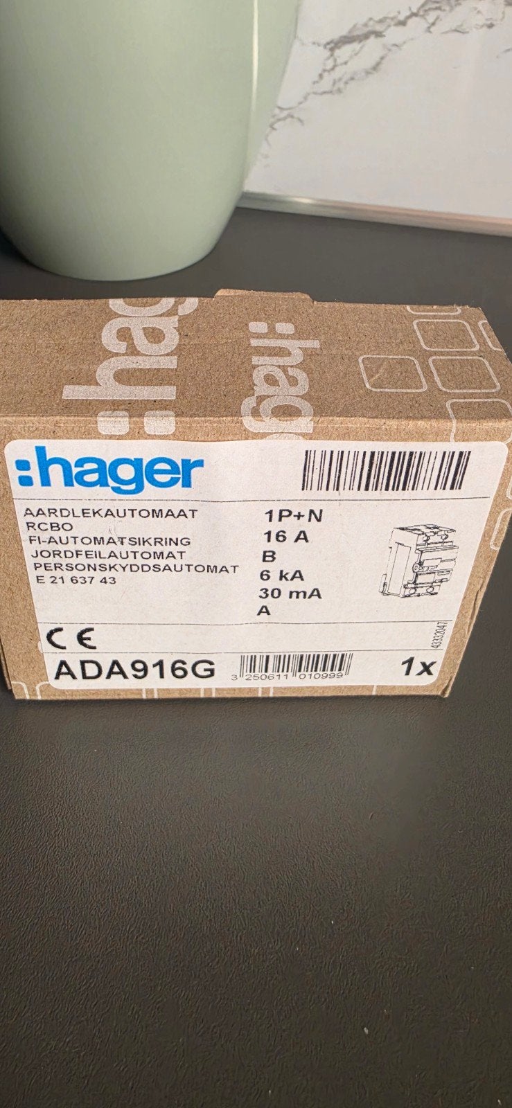 Hager Aardlekautomaat 1P+N 16A B 30mA ADA916G Nieuw, Ophalen of Verzenden, Nieuw, Hager, Aardlekautomaat