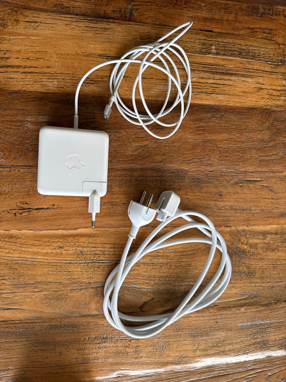 Apple 85W MagSafe 2 Power Adapter Oplader, Computers en Software, Ophalen of Verzenden, Zo goed als nieuw