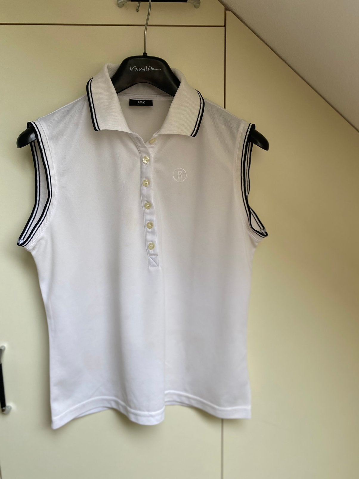 1 T Shirt en 3 hemdjes maat L, Dieren en Toebehoren, Stalling en Weidegang