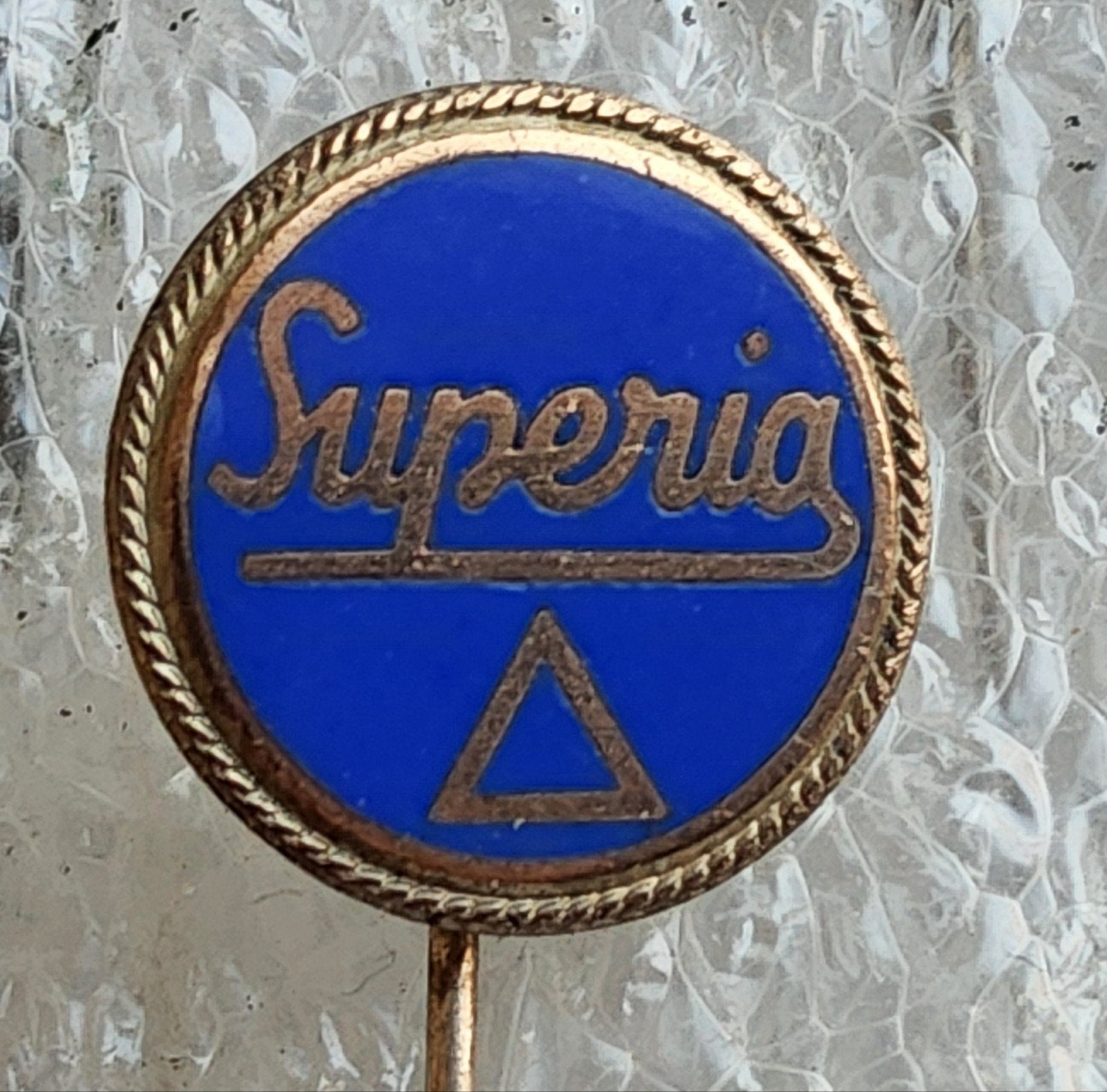 Vintage Superia emaille promotiespeldje (jaren '50/'60), Ophalen of Verzenden, Gebruikt, Overige onderwerpen, Speldje of Pin