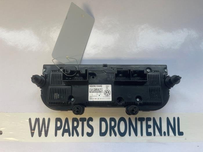 Kachel Bedieningspaneel van een Volkswagen Golf, Gebruikt, -, -, -