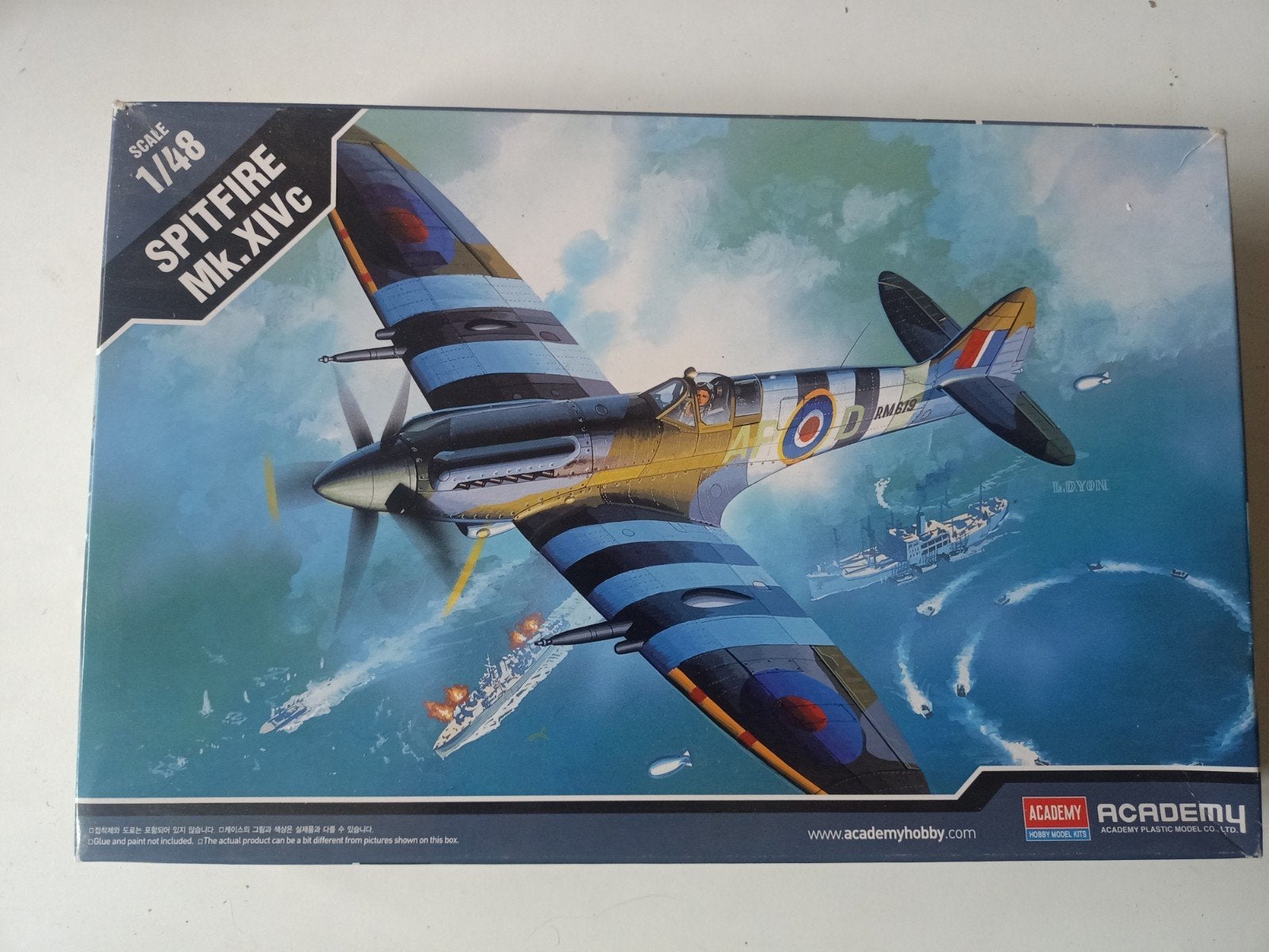 Academy 1/48 Spitfire MK.XIVc, Ophalen of Verzenden
