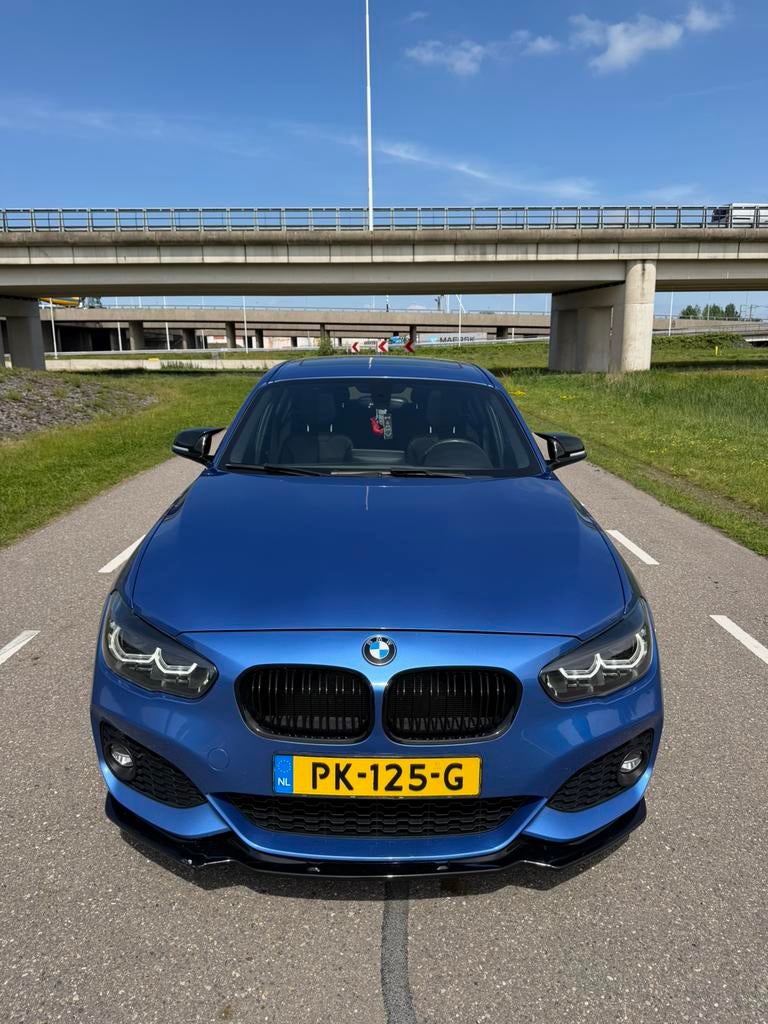 Bmw 120i 2017 M-pakket b48, Auto's, Start-stop-systeem, Achterwielaandrijving, Zwart, 4 cilinders