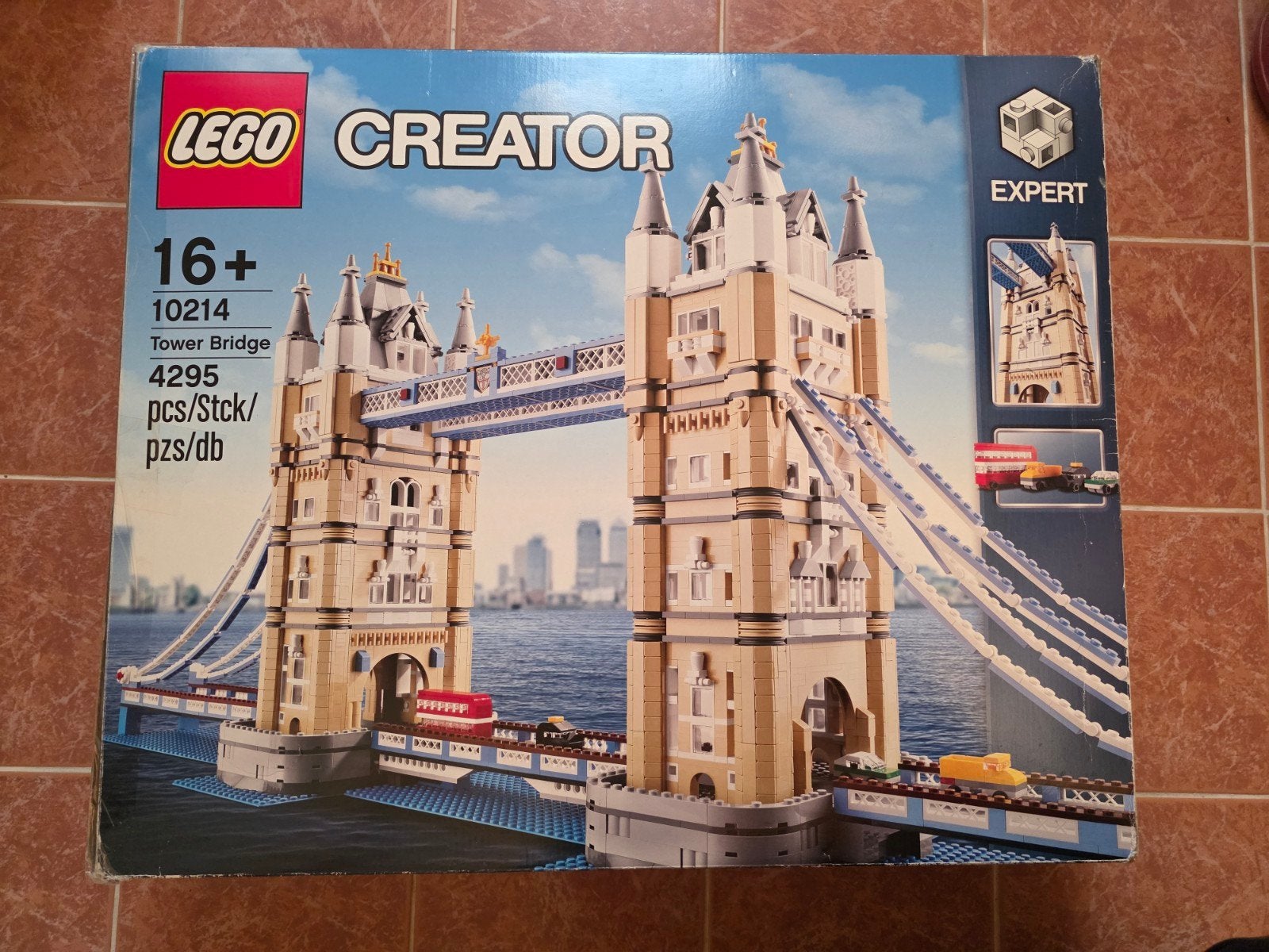 Lego Creator Expert 10214 Tower Bridge set
De set is comple, Kinderen en Baby's, Ophalen of Verzenden