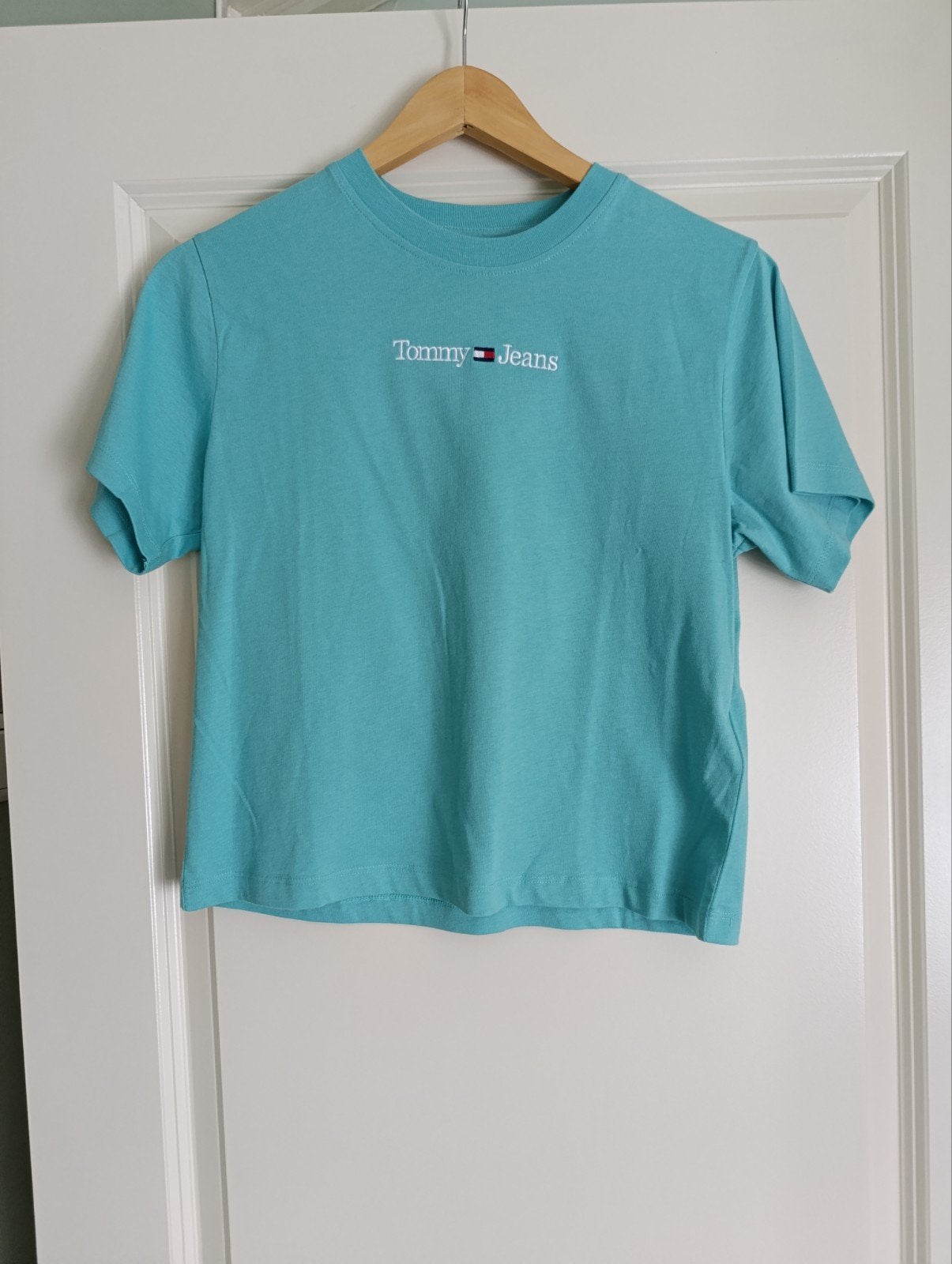Tommy Jeans Tommy Hilfiger cropped t-shirt maat XS/S, Nieuw, Ophalen of Verzenden, Korte mouw, Maat 34 (XS) of kleiner