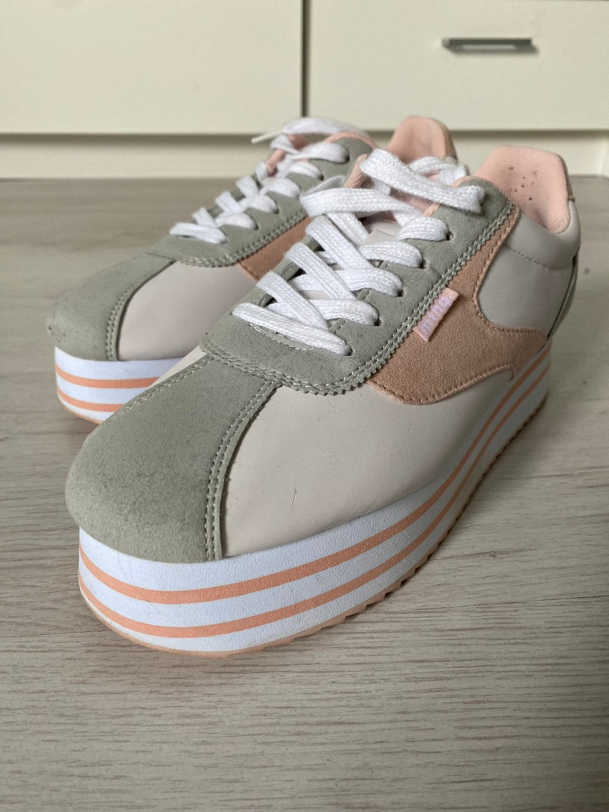 Sneakers | platform | MTNG | maat 39, Overige kleuren, Ophalen of Verzenden, Sneakers of Gympen, Zo goed als nieuw